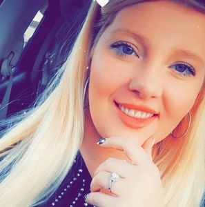 Meet your Posher, Brandy